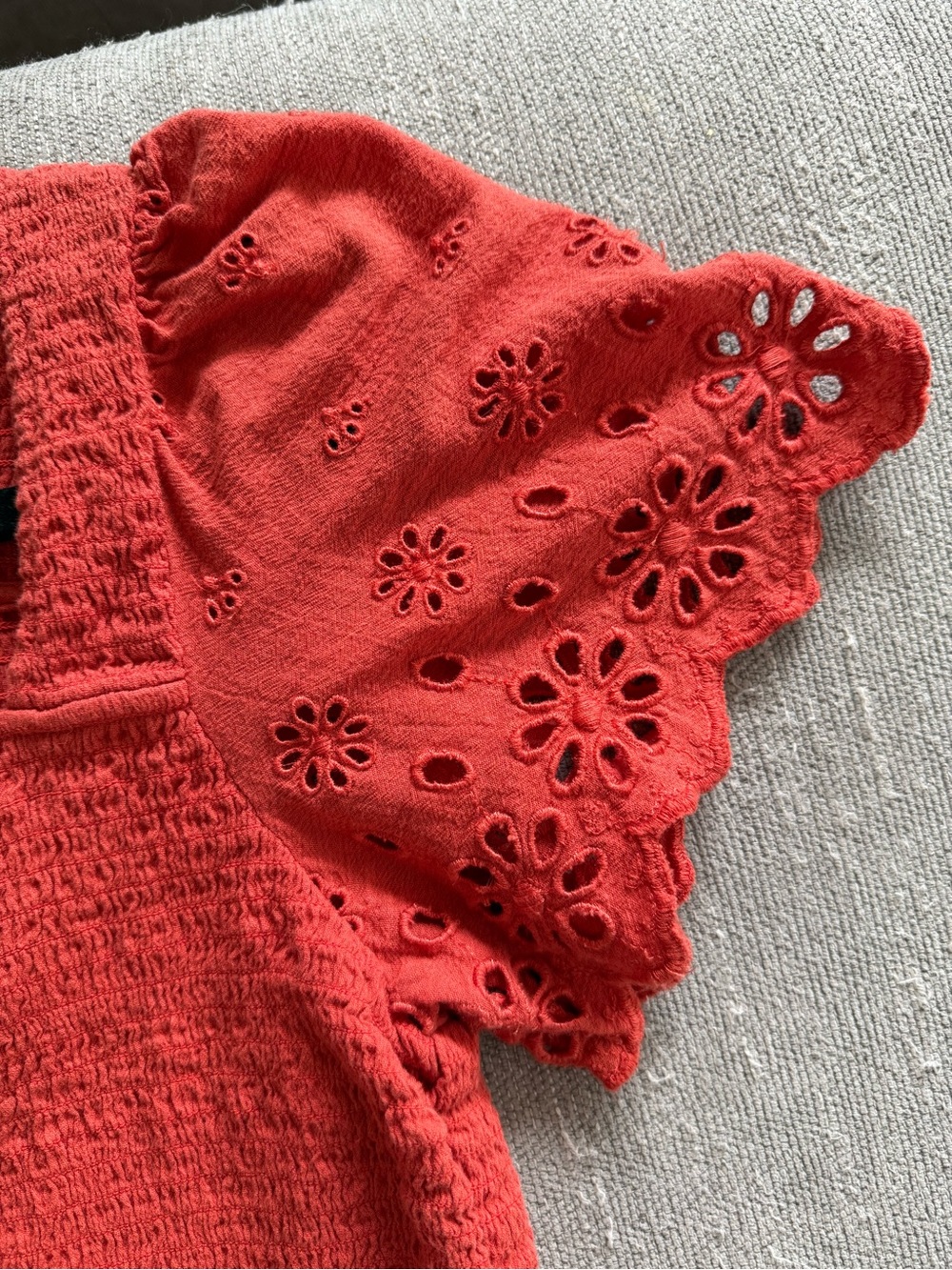 Madewell Lucie Smocked Eyelet Top, Chili Fresno, L - Picture 3 of 7